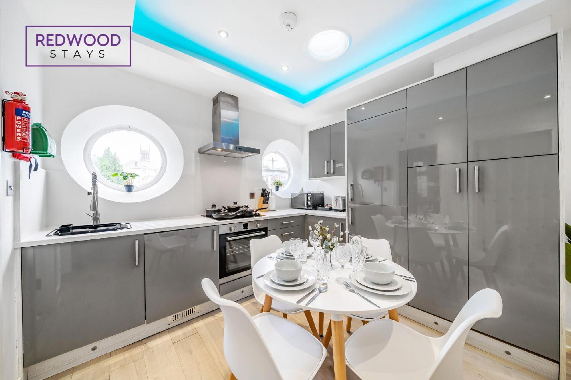 Brand New, 1 Bed 1 Bath, Modern Town Center Apartment, Netflix By Redwood Stays Aldershot Exteriér fotografie